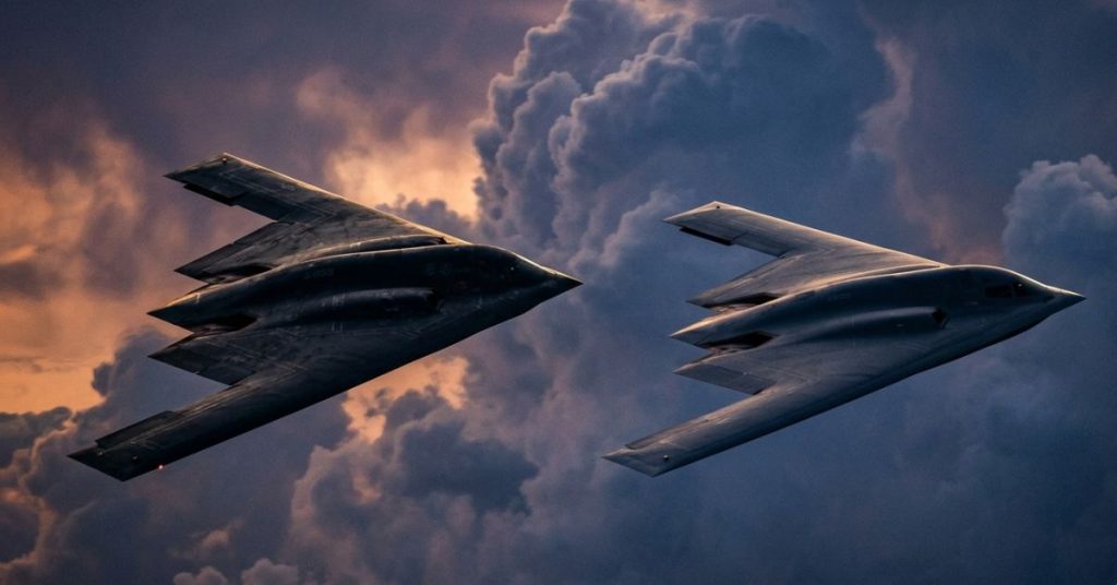 B-2 vs B-21 Side by side comparison